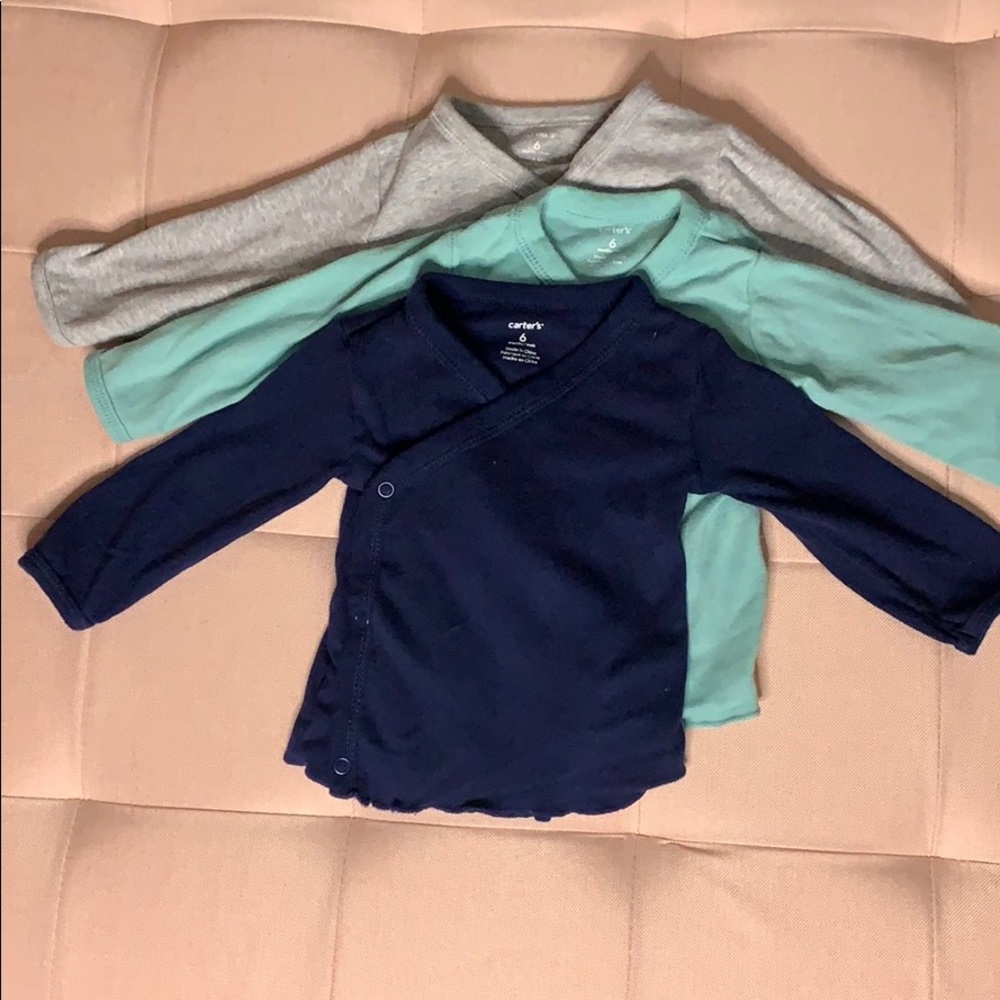 Lot of 3 carter’s wrap tops. Sz 6 months